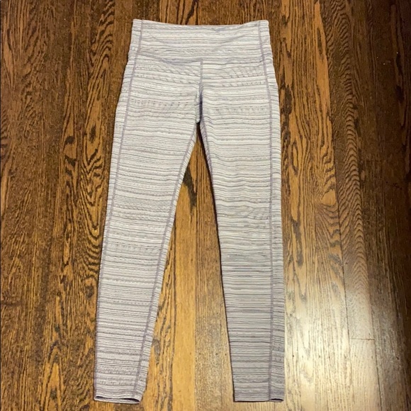 Athleta Gray & White Leggings - Picture 3 of 7